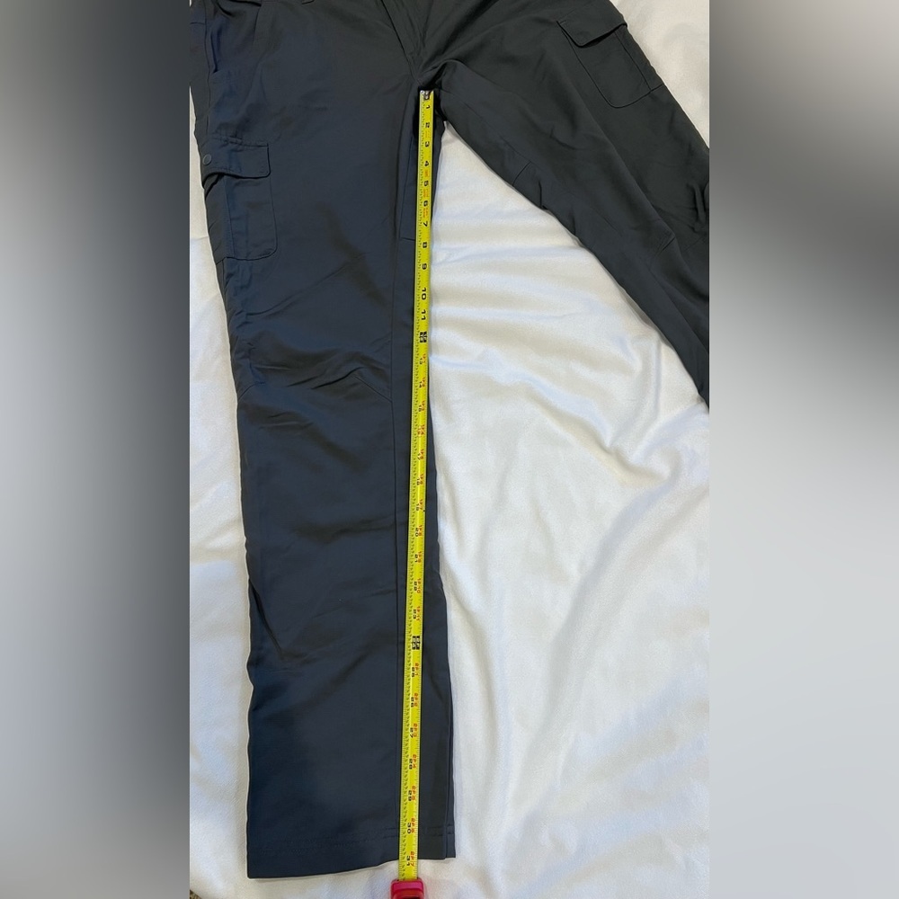 Women’s Columbia Omni-Wick Advanced Repellent Gray Cargo Activewear Pants - Picture 12 of 13
